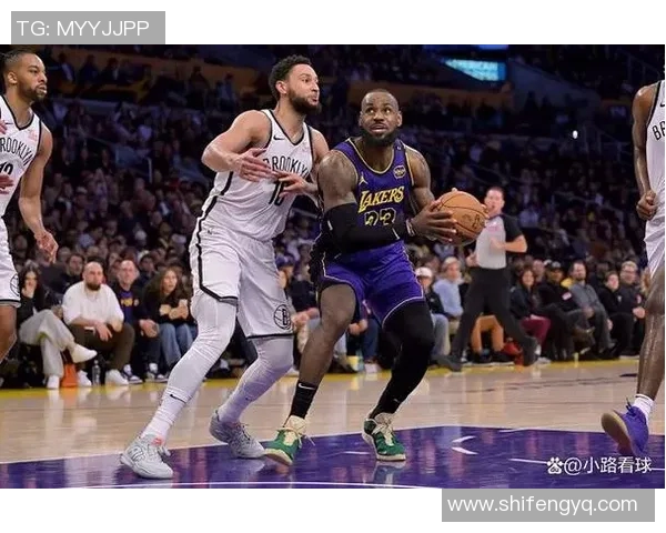 2002年湖人与篮网的巅峰对决回顾与精彩瞬间分析 2002年湖人与篮网的巅峰对决回顾与精彩瞬间分析