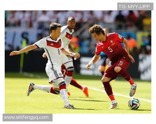 2012年欧洲杯经典对决葡萄牙与德国的激烈较量回顾 2012年欧洲杯经典对决葡萄牙与德国的激烈较量回顾