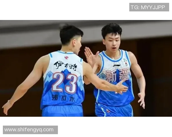 CBA季后赛激战辽宁对阵新疆首场较量精彩回顾与分析